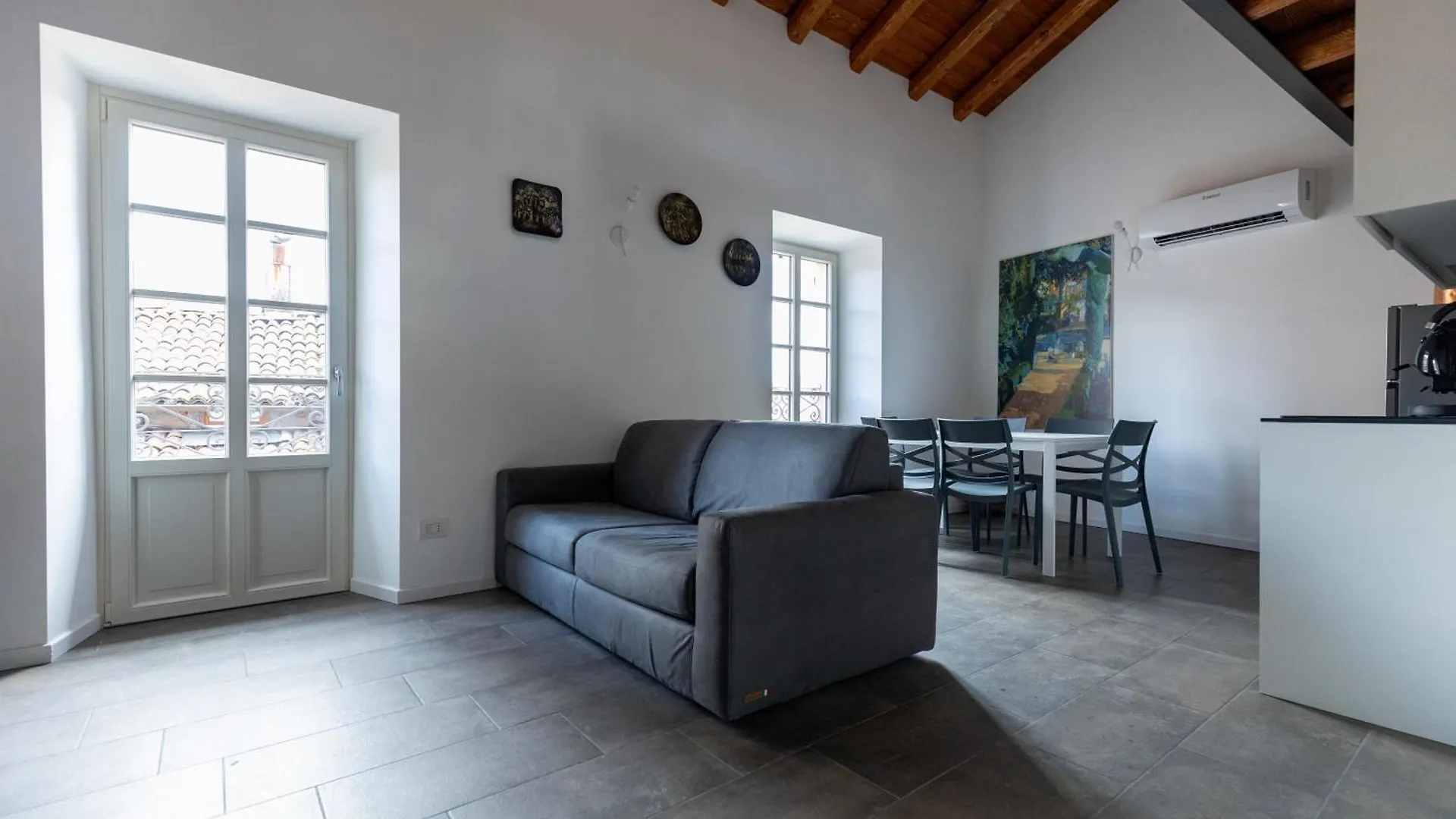Piazza Del Lago Suites Menaggio Itália